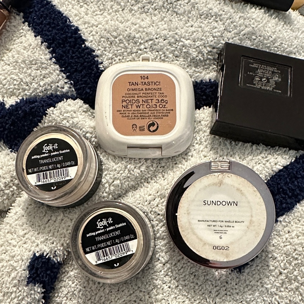 Peach Setting Powder - Picture 2 of 3